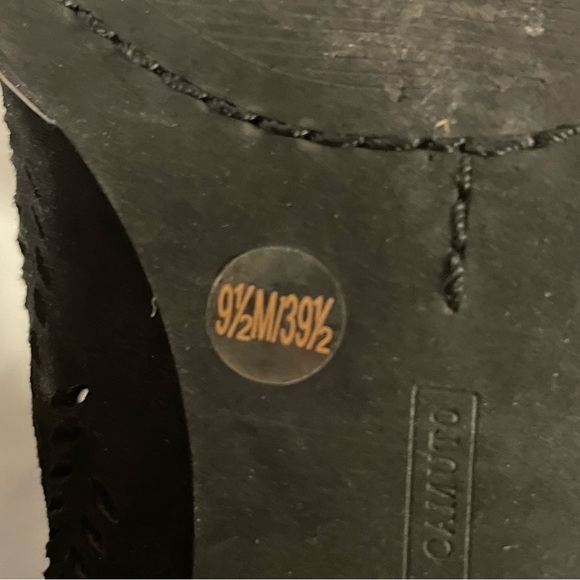 Vince Camuto Campina Black Suede Mesh Pointed Toe Ankle Boots Women’s Size 9.5 - Picture 3 of 9